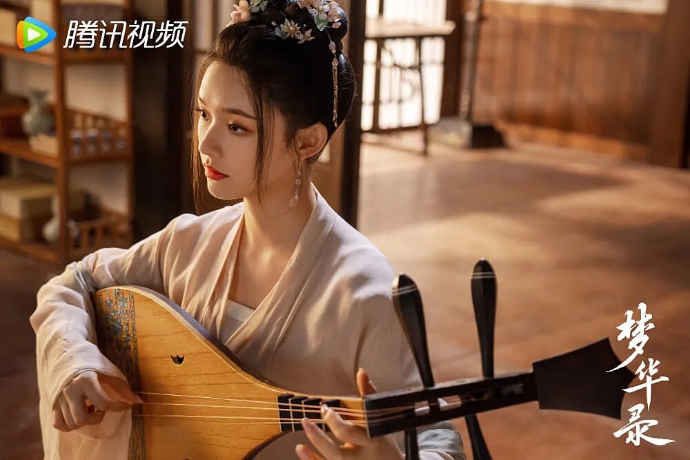 林允在《夢華錄》被罵翻，挨轟演戲只會瞪大眼睛。