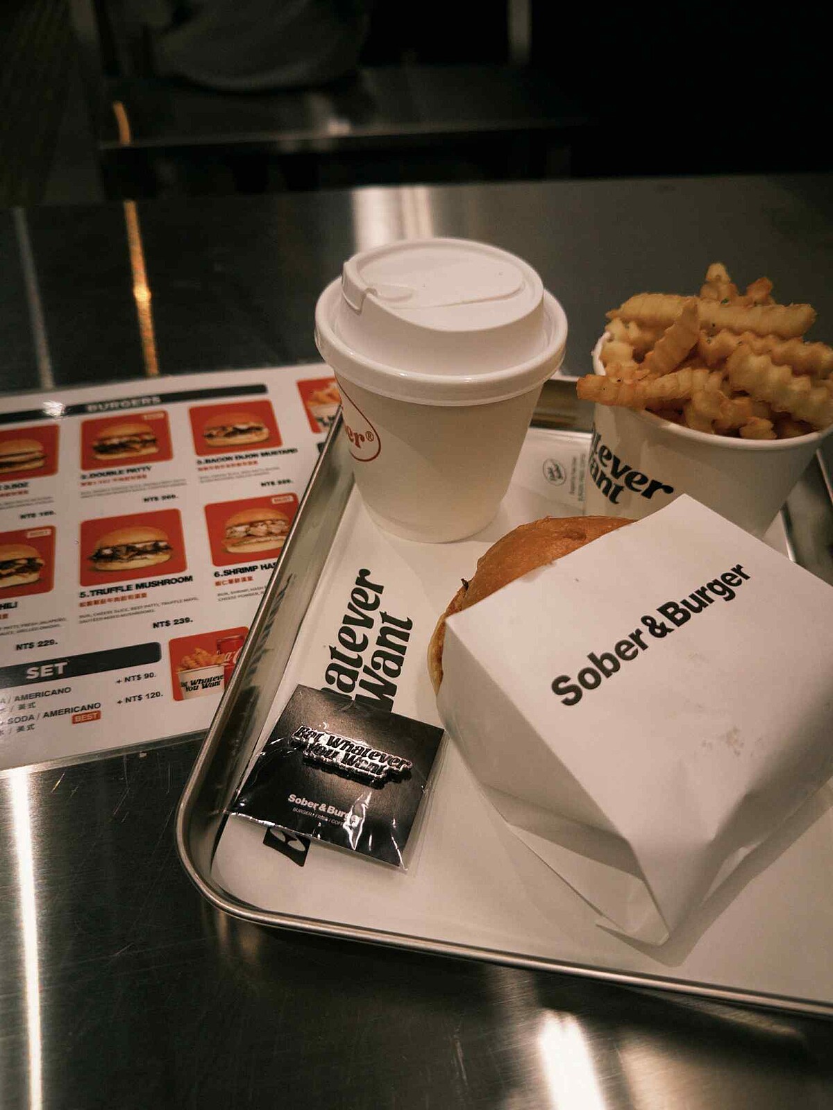 「Sober & Burger」販售6款口味漢堡 Photo / R