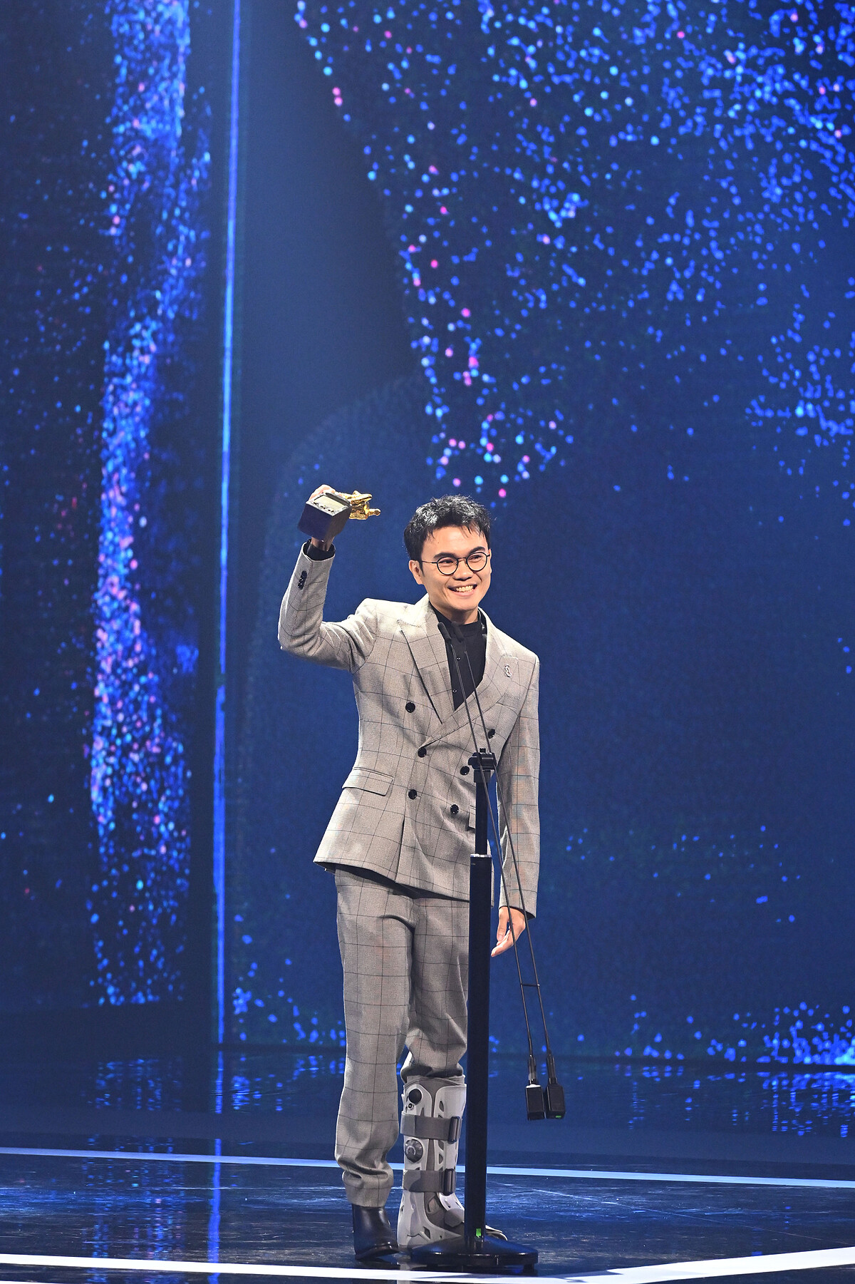 最佳改編劇本Best Adapted Screenplay：《我家的事》潘客印