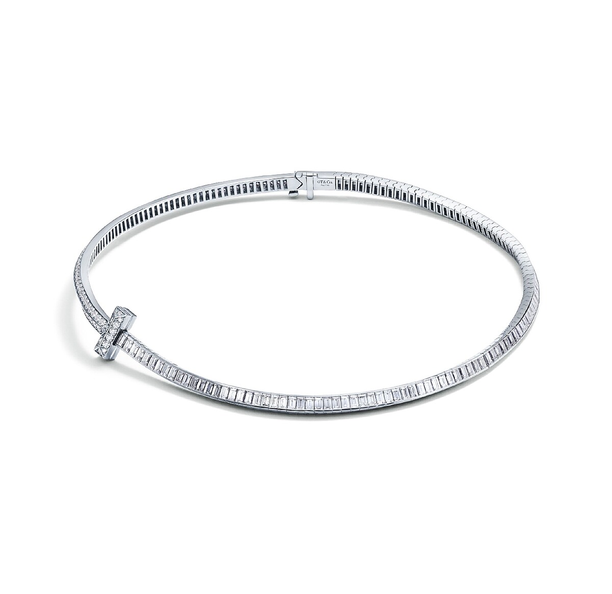 Tiffany T1 白 K 金鑲嵌長方形切割與明亮式切割鑽石項鍊 約 NT$ 9,035,000