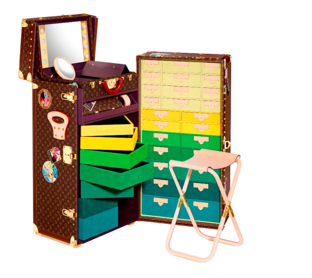 Cindy Sherman and Louis Vuitton Studio in a Trunk_V2 