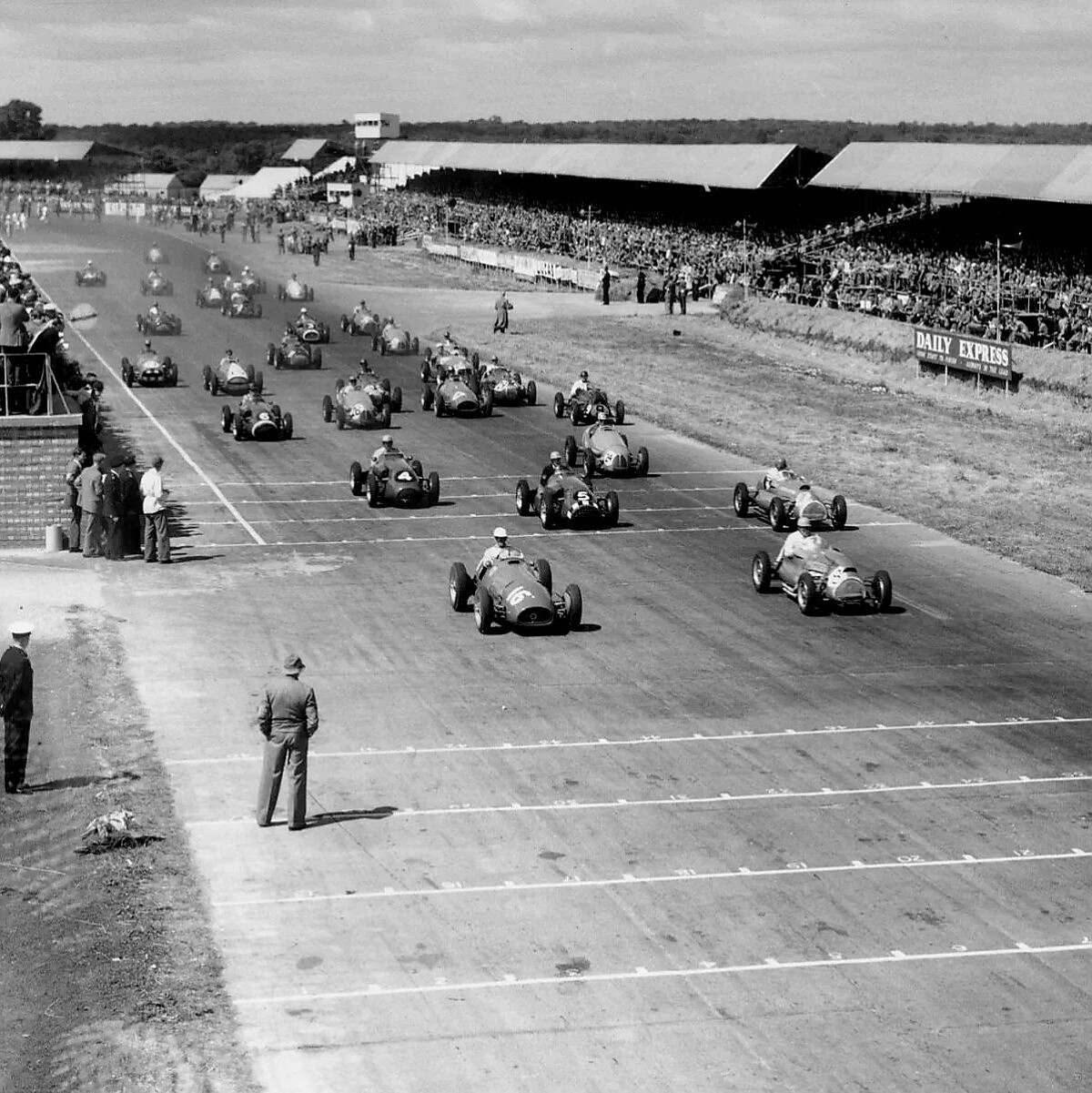 1950年代的賽車現場。