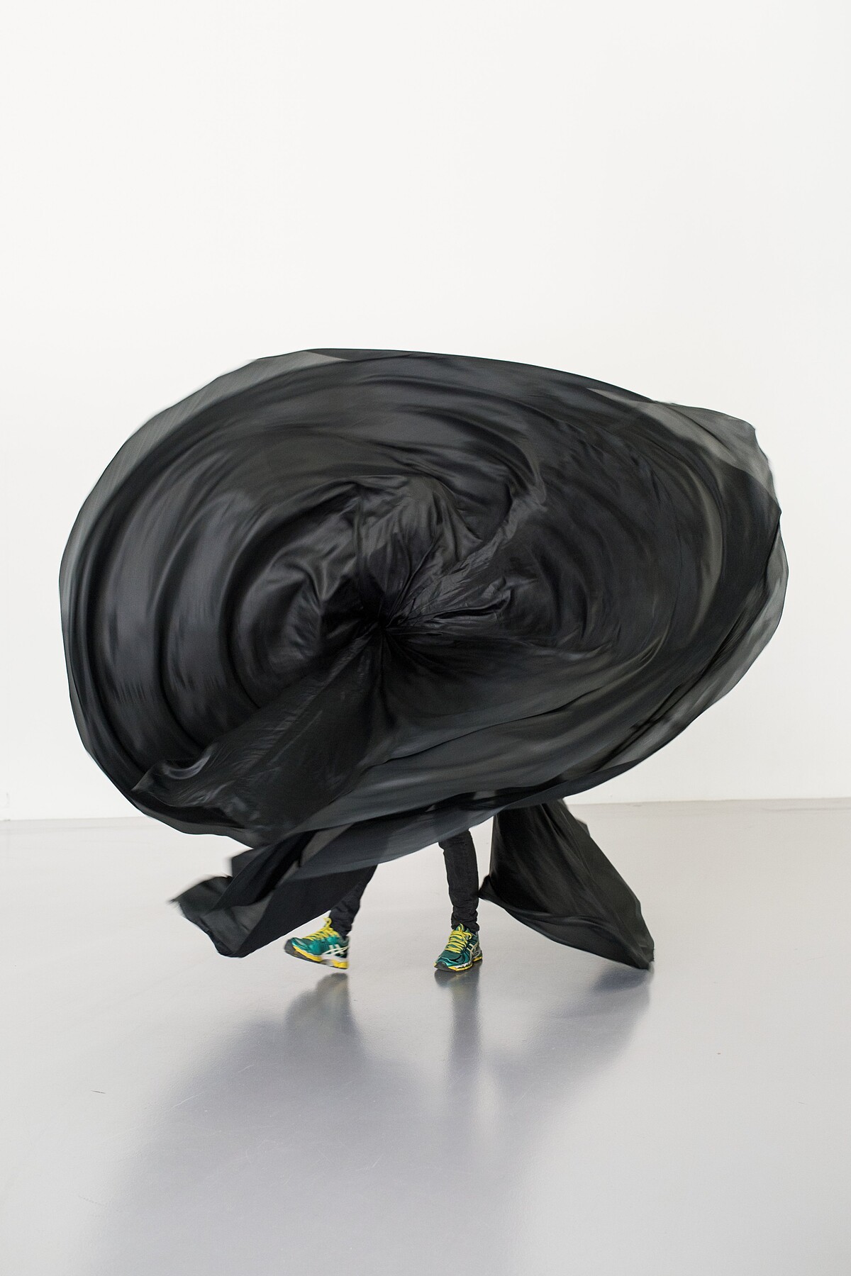 《洛伊．富勒：研究一下》（Loïe Fuller: Research），圖片提供／臺北表演藝術中心