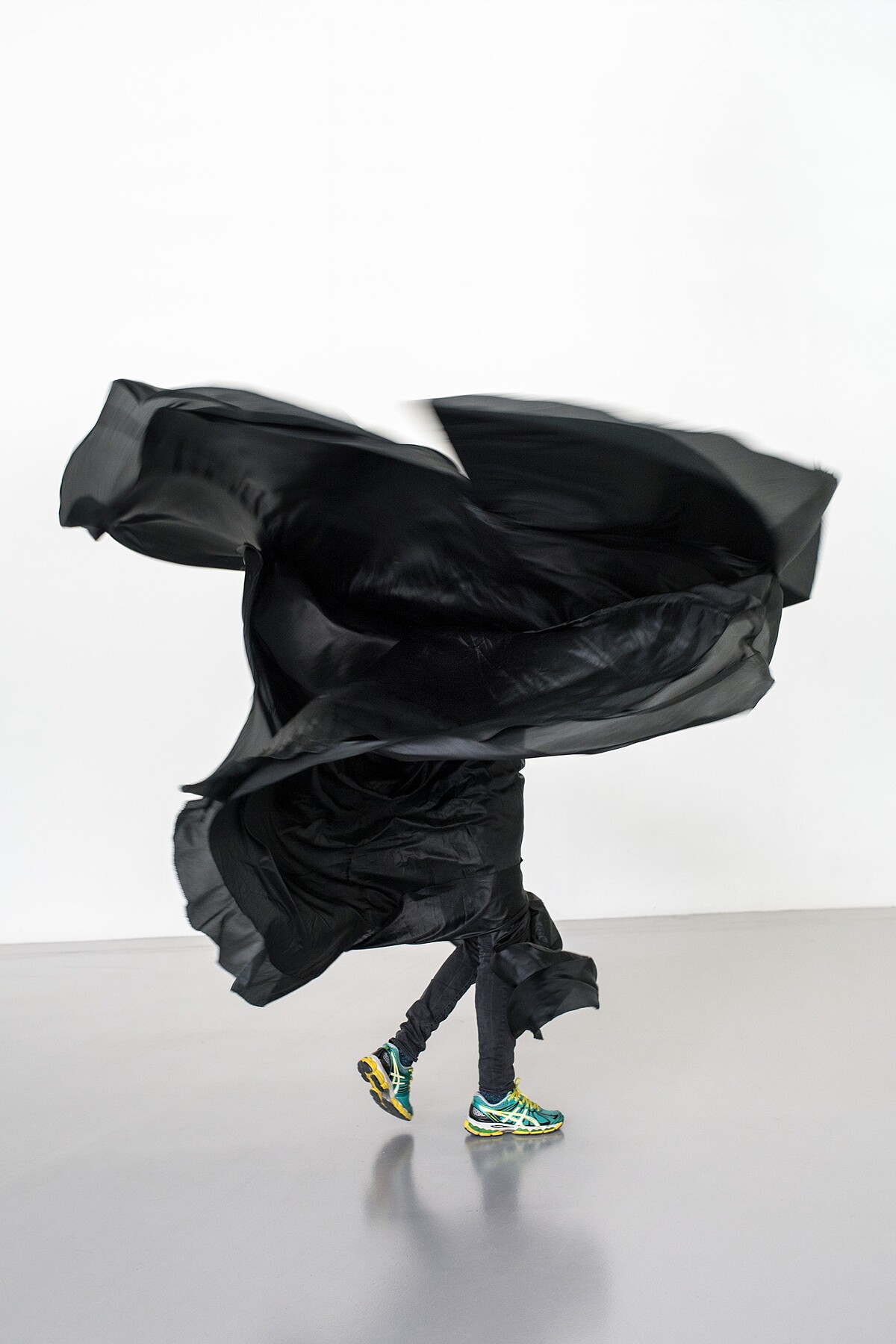 《洛伊．富勒：研究一下》（Loïe Fuller: Research），圖片提供／臺北表演藝術中心