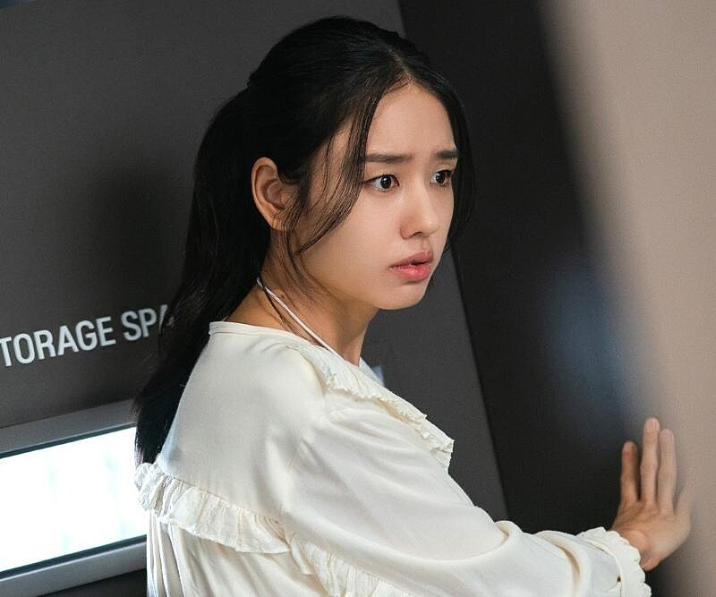 《一吻爆炸》被救命恩人玩弄的安恩真