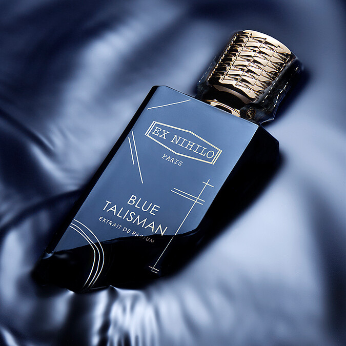 EX NIHILO湛藍之斐濃香精情境圖。