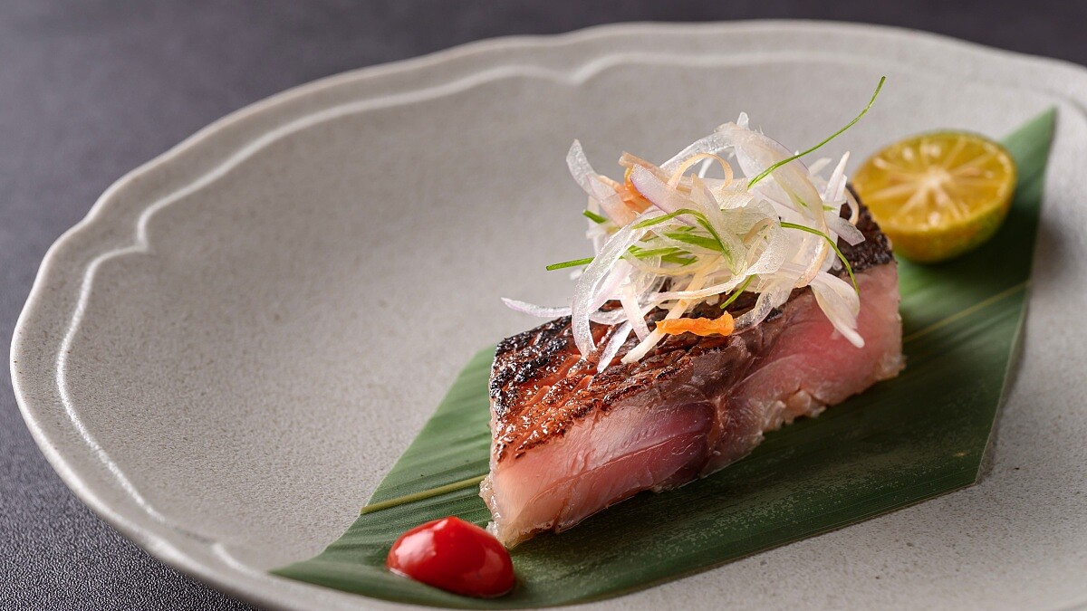 「夏花餐室」跨界四手餐會登場：Joseph × Gayatri 雙主廚攜手以發酵與炭火詮釋印度味，以6款精釀啤酒開啟全新搭餐體驗