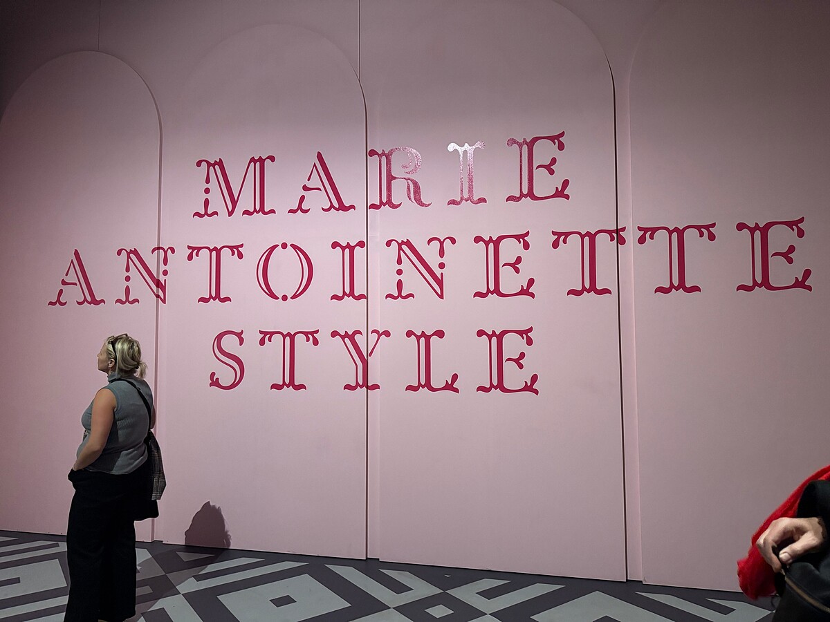 V&A 瑪麗安東尼風格展｜圖片提供：HaoYun Cheng