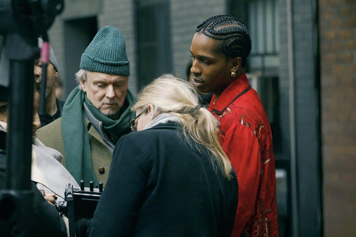 法國導演Michel Gondry與A$AP Rocky(Chanel 最新品牌大使)拍攝短片的幕後記錄。