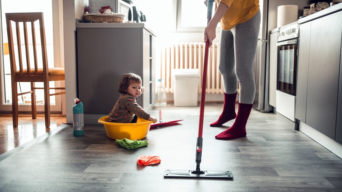 原來橄欖油不只能煮菜！冬天家裡狂積灰？這招一噴就乾淨兩週以上