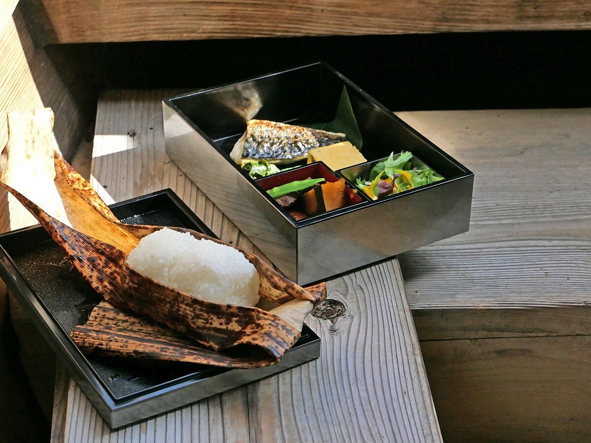 飯店準備的早餐飯盒相當豐盛。