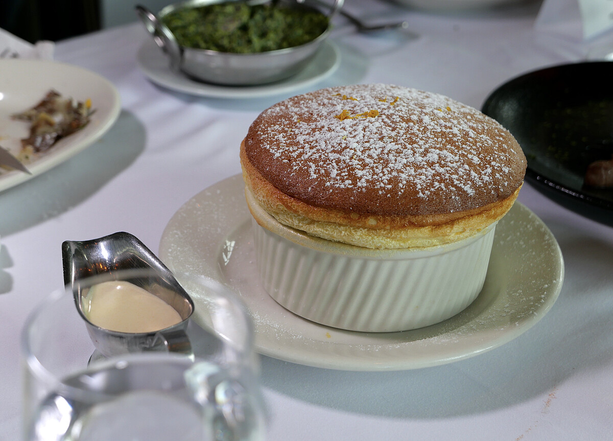 甜點：干邑橙酒舒芙蕾（photo: Lynn）