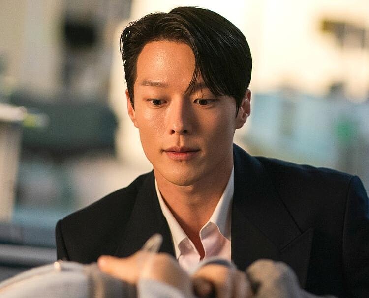 《一吻爆炸》深情的張基龍