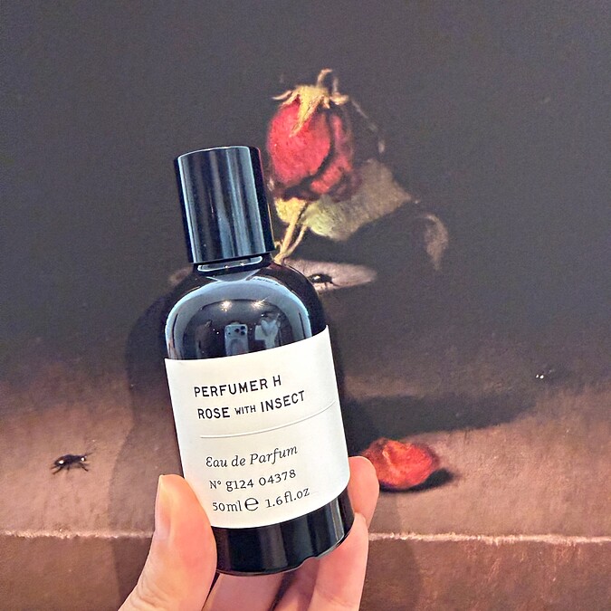Perfumer H玫瑰與昆蟲淡香精50ml,NT6,200、補充瓶100ml,NT8,800、手工玻璃瓶組NT25,300