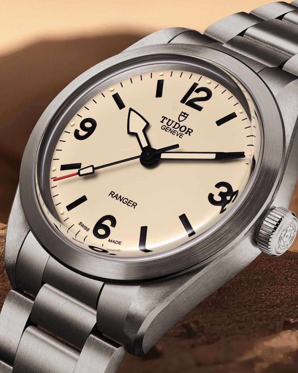 帝舵表RANGER 系列於杜拜鐘錶週推出36mm沙漠白色面盤新款