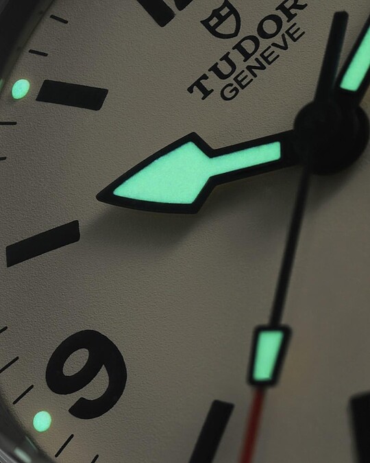 帝舵表RANGER 系列於杜拜鐘錶週推出36mm沙漠白色面盤新款