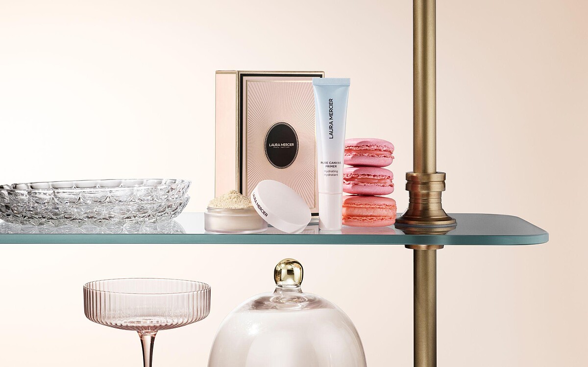 LAURA MERCIER 煥顏底妝旅行隨身組，NT1,520