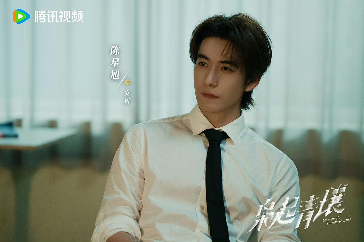 陳星旭五官斯文，卻擁有精壯身材。