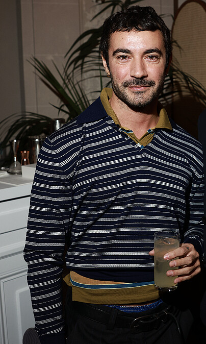 今年三月才正式接任Verscae創意總監的Dario Vitale，沒想到任期未滿一年便卸任。