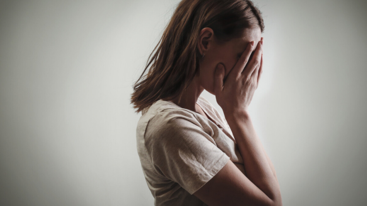 日本爆紅「淚活」排毒法的療癒力量：哭一哭 把壓力釋放，專家親授睡前6步驟自我練習，學起來！