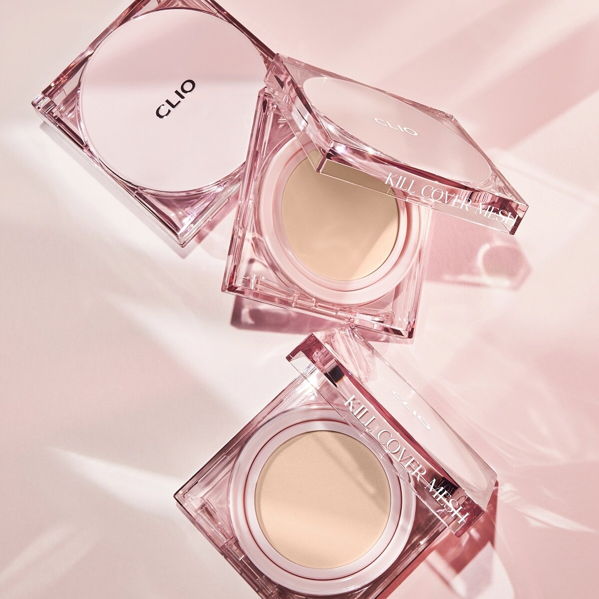 CLIO玫瑰精萃亮采氣墊粉餅。