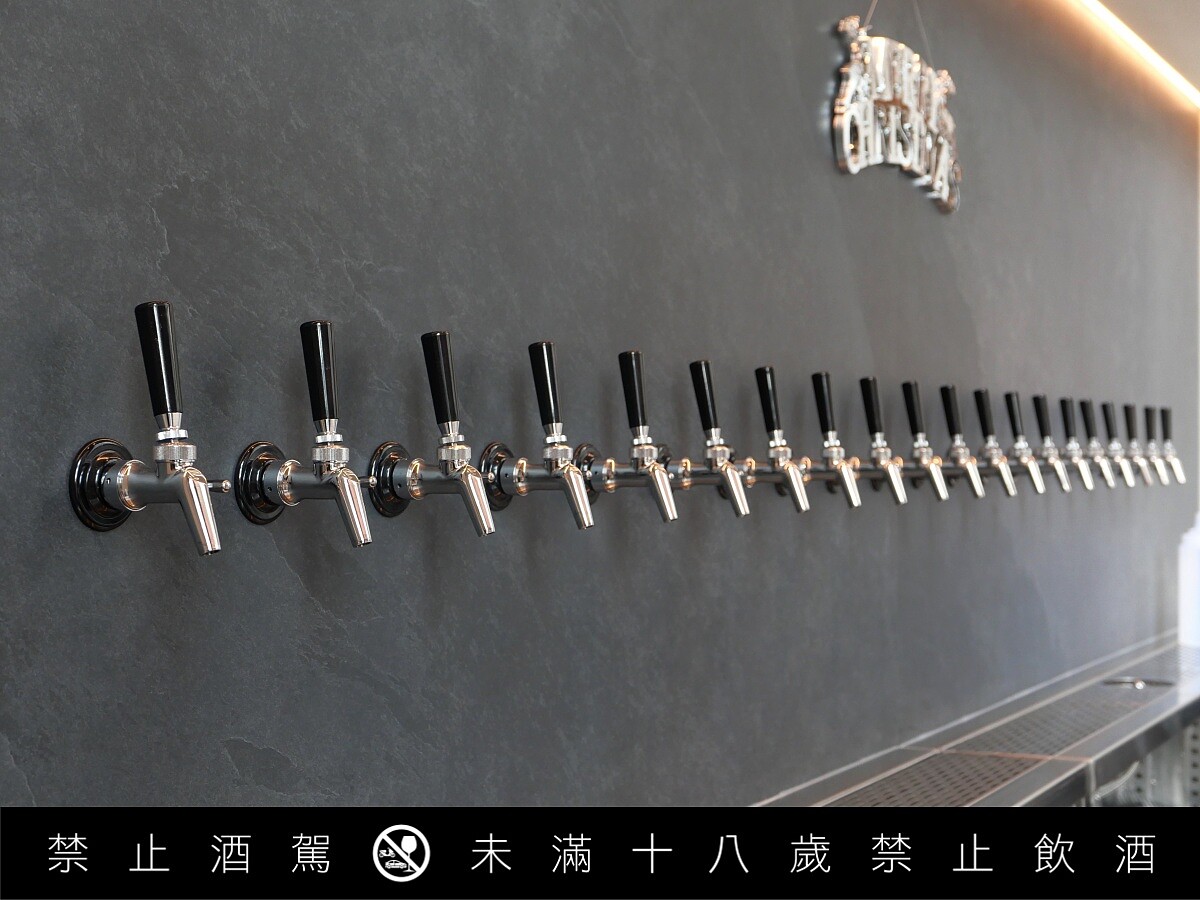 首次導入「雙面 tap」系統。