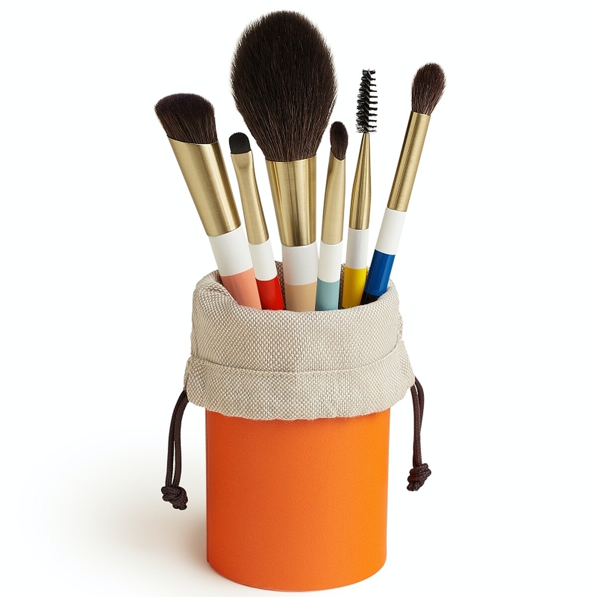 Hermès 愛馬仕Les Voyageurs限量版攜帶式化妝刷(共6支)，NT18,480