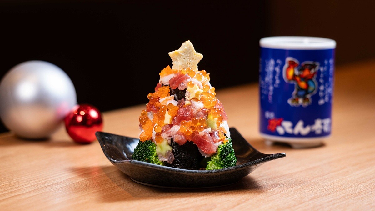 迴轉壽司也能吃到板前的手感？「合點壽司、承知助」聖誕聚餐提案，滿額贈聖誕壽司