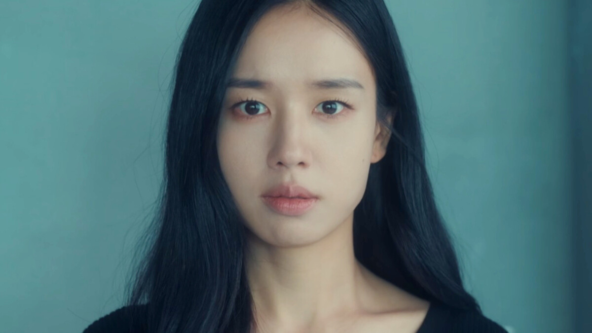  《一吻爆炸》安恩真