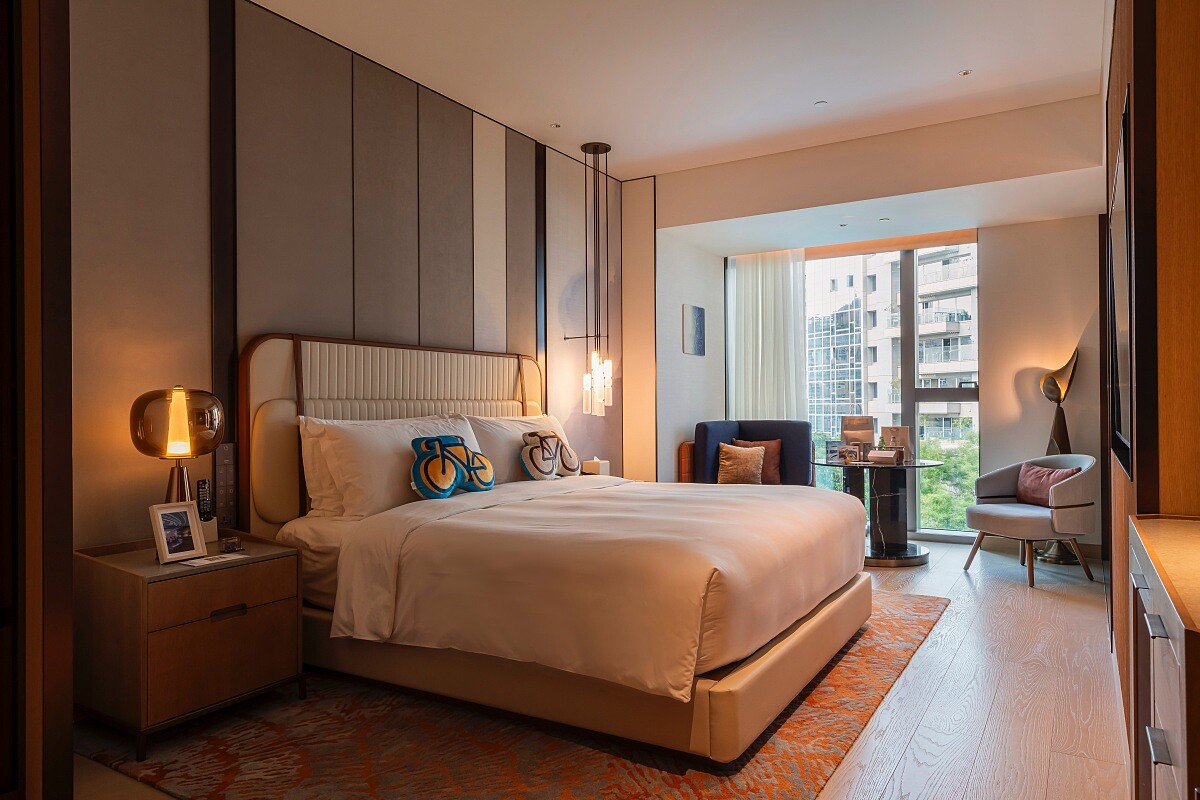 「騎遇流光・Timeless Ride Encounters」跨界住房專案同步上市。