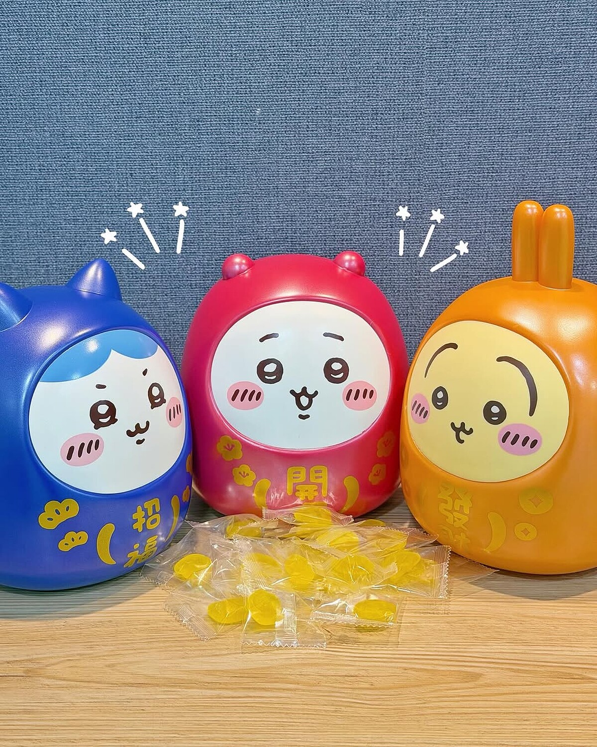 7-11跟全家同步祭出吉伊卡哇「達摩造型存錢筒」，網友直呼跑了6家都買不到（圖片來源／@familymart_tw IG） 