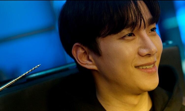 《現金英雄》李俊昊賣超能力原來是計謀