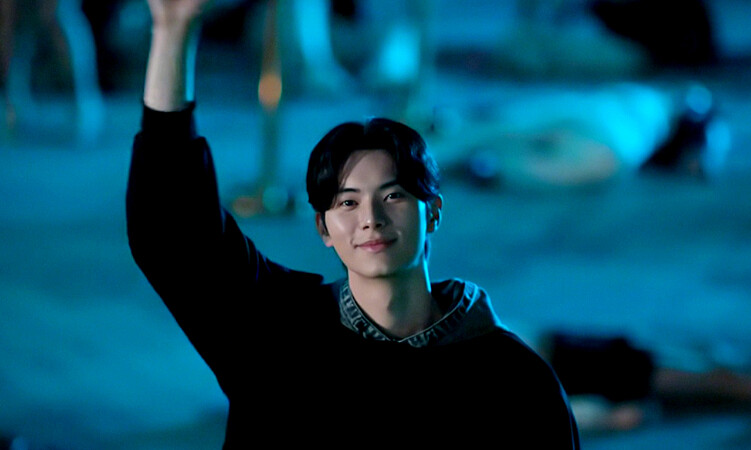 《現金英雄》瘋魔李彩玟