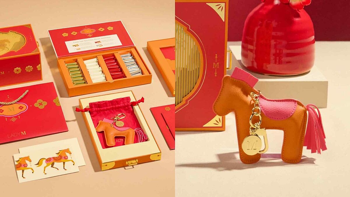 Lady M推出2026馬年迷你可麗捲餅禮盒！附有粉橘馬年皮革吊飾，售價資訊一次看