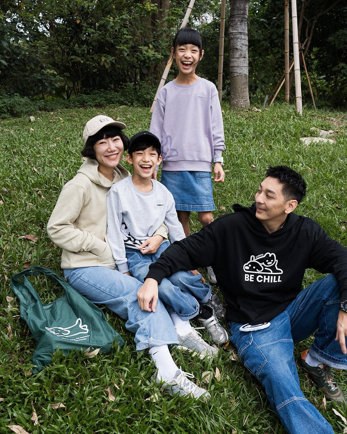 撒拉一家&諾樂兄妹/攝影：受訪者提供