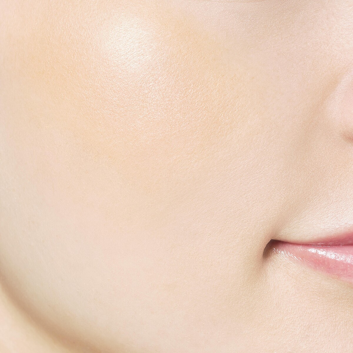 PAUL & JOE 巴黎時尚糖果腮紅餅 #10杏仁太妃糖，NT600（不含盒）