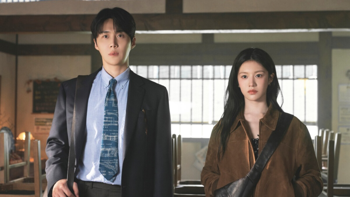  金宣虎從《海岸村恰恰恰》到《愛情怎麼翻譯？》，歷經演藝低谷到重新爬起，觀眾該如何期待他的華麗回歸？