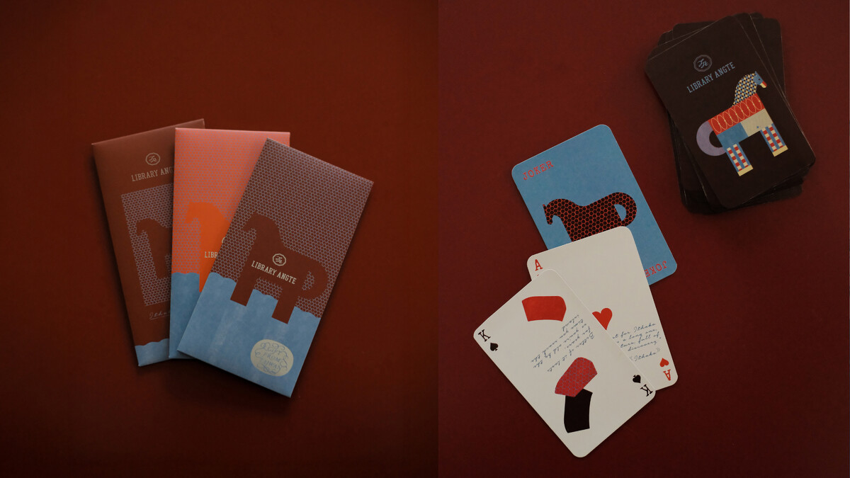 左 - 馳夢紅包袋、右 - 探險撲克牌