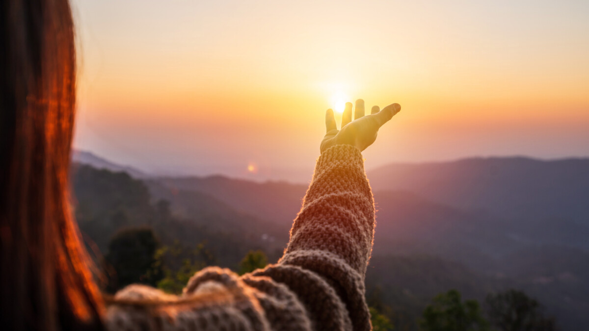 2026年MBTI運勢｜ISFP探險家「本色顯影年」，從藝術感受者邁向個人風格品牌