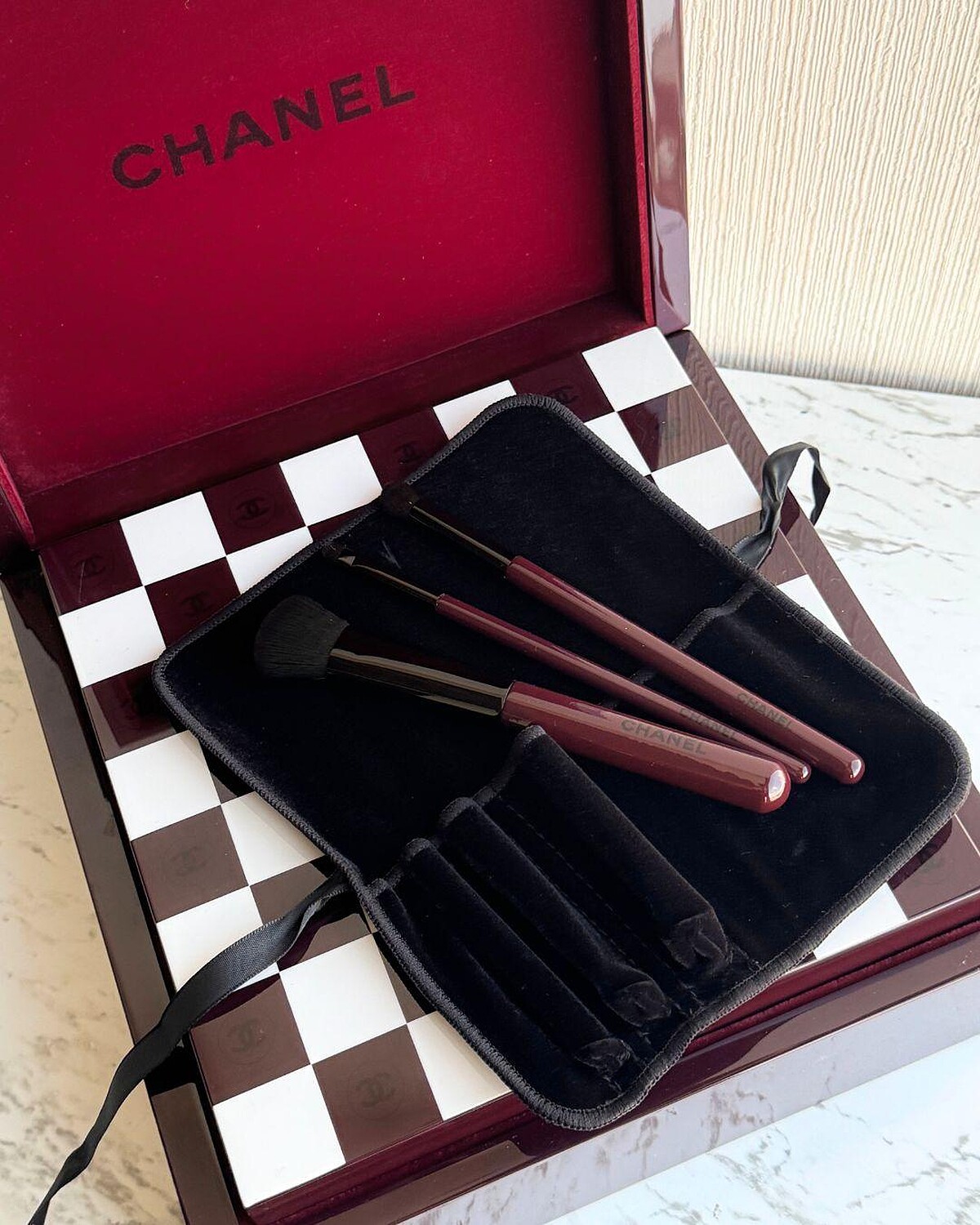 香奈兒酒紅限量專業刷具組