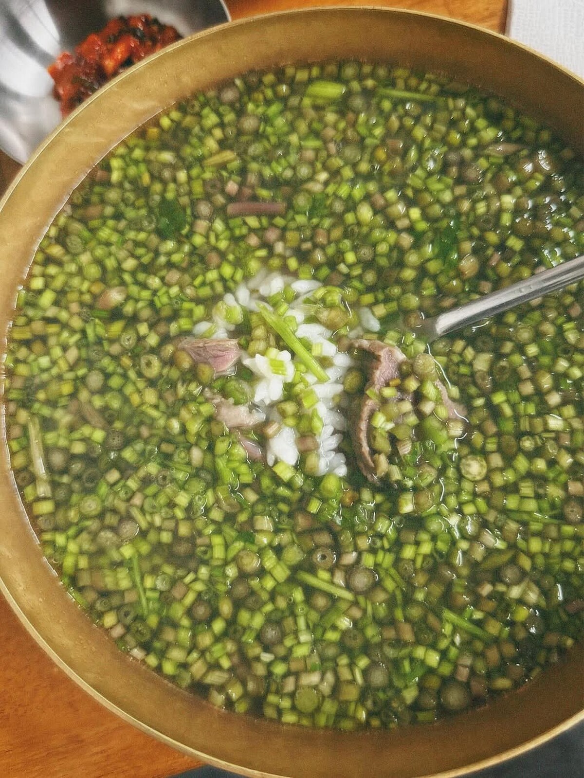 田馥甄Hebe在首爾的陵洞水芹菜(Photo/IG@hebe_tien_0330)。