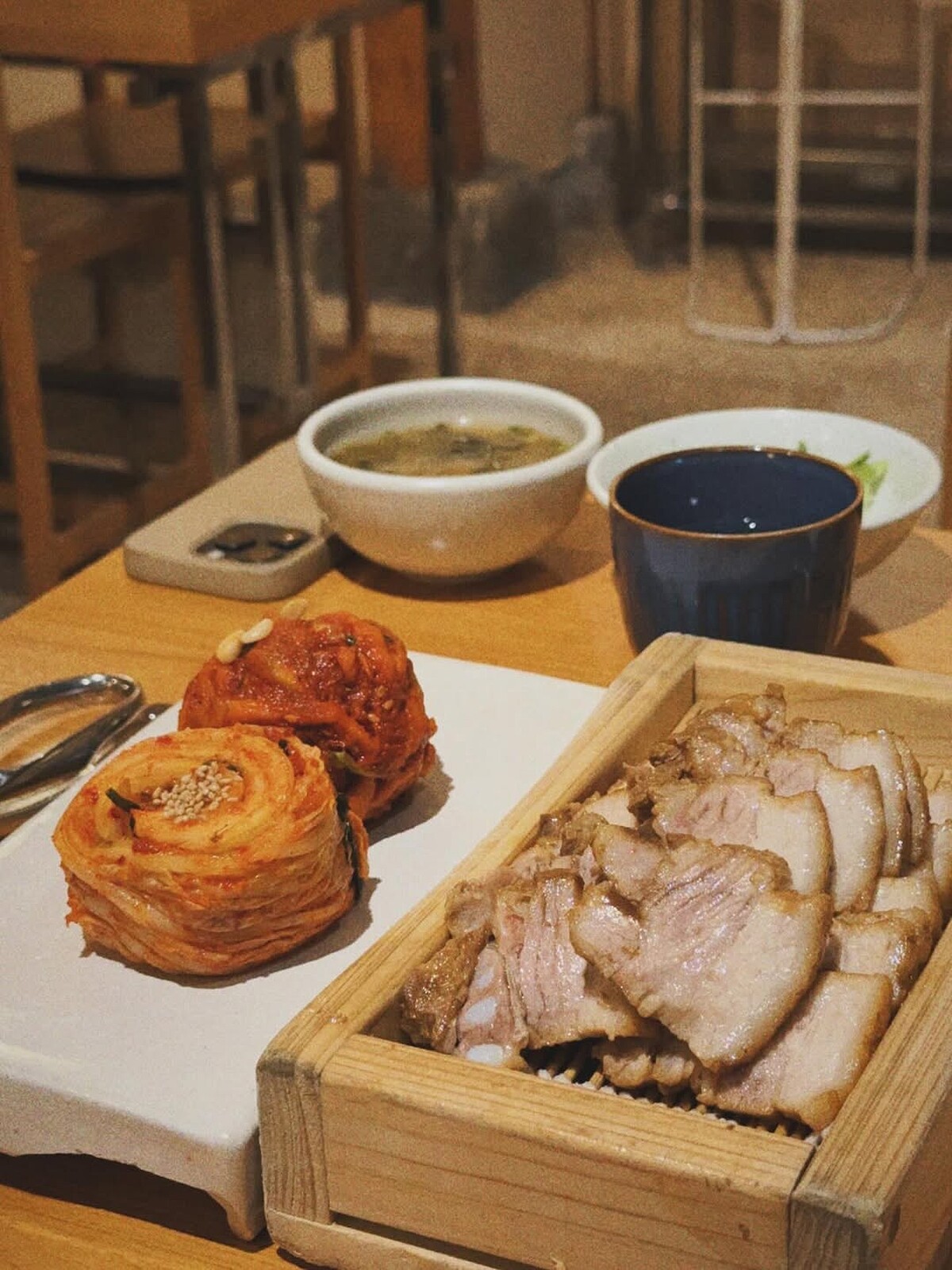 田馥甄Hebe在首爾的蘊情的菜包肉(Photo/IG@hebe_tien_0330)。