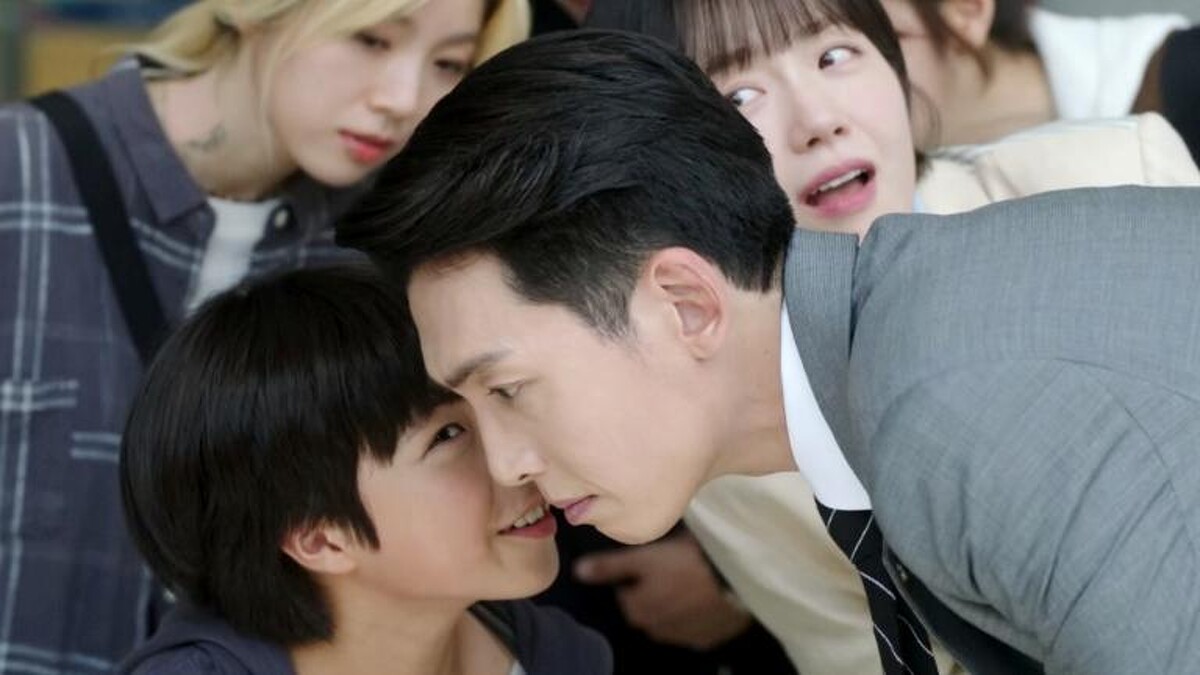 《公益律師》鄭敬淏與由李天茂飾演的少年的對戲非常精采