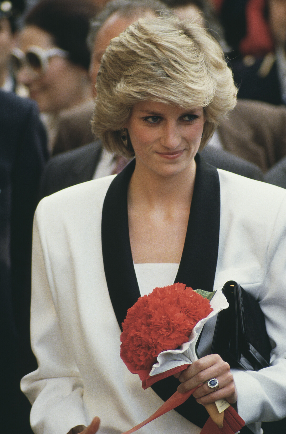 凱特王妃的藍寶石訂婚戒指傳承自已故婆婆戴安娜王妃