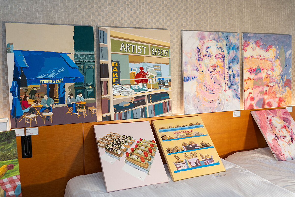 「發現藝術（Discovery）」展區聚焦 35 歲以下新銳，Aile Gallery 以「Taipei&rsquo;s 7 Story」呈現從自然景色到街角日常的多元台北風貌。