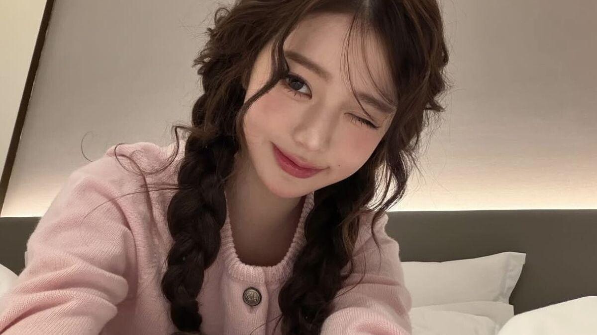 張員瑛慵懶麻花辮太可愛！簡單 5 步驟完成同款髮型、教學重點一次看