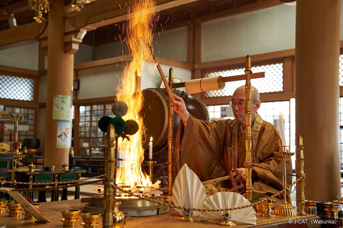 作為德川將軍家的菩提寺，將帶領旅人體驗正式的護摩祈禱與坐禪&copy; Wabunka (J-CAT)