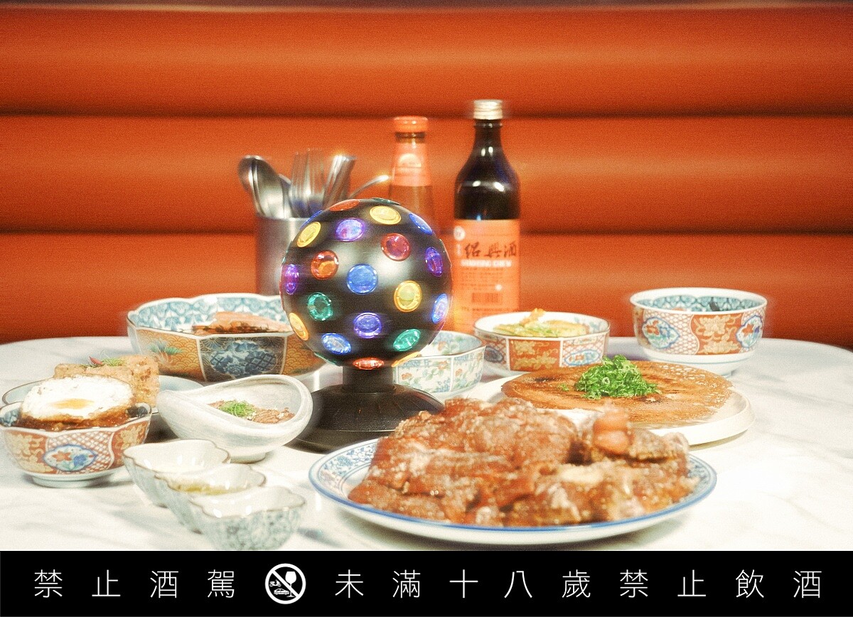 從空間使用來看，「KISCO Taipei」這次改版並未大幅更動原有裝潢，而是調整座位配置與用餐動線，讓空間更適合長時間用餐的情境。