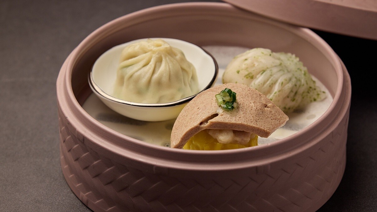 臺北「玖尹中餐廳」邀請粵菜名廚鄺啟明客座，師徒首度六手聯彈呈現粵菜當代風景