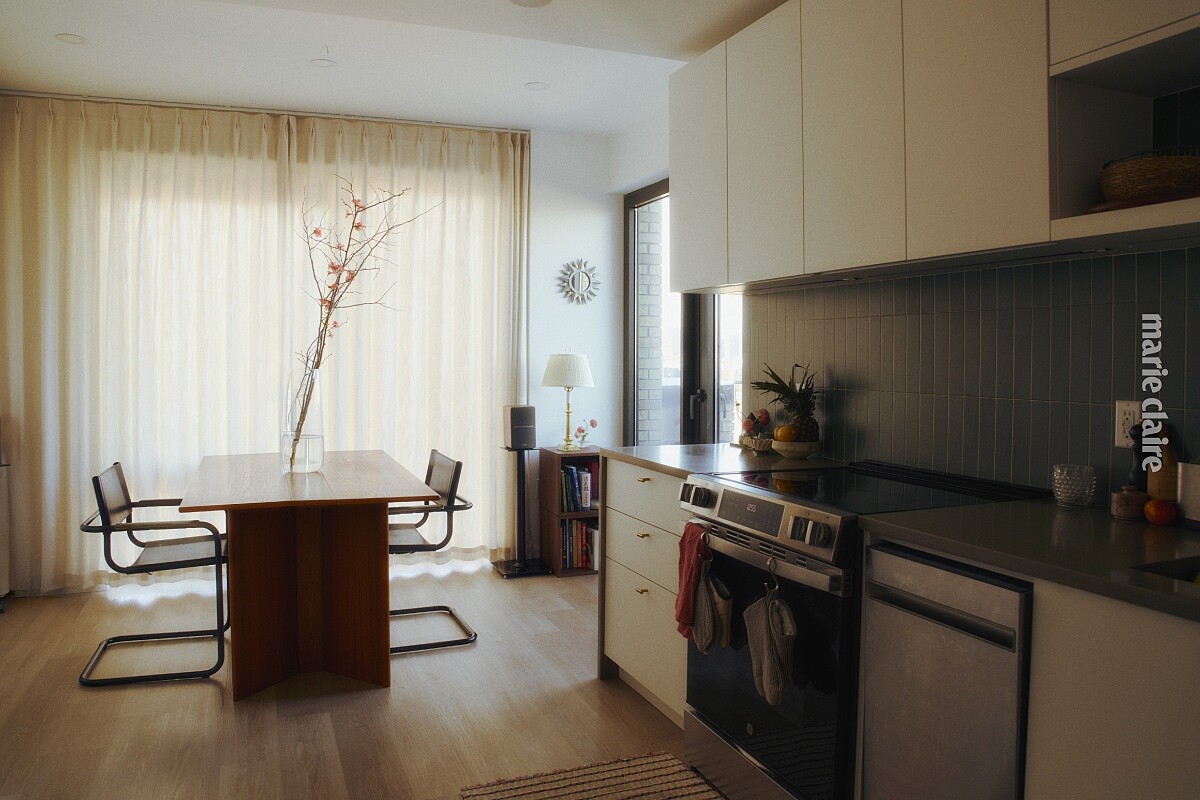 他常覺得家是他的神殿:好好煮飯、好好整理、好好呼吸。認真對待生活的每個 細節，祝福就會不斷回到自己身上。